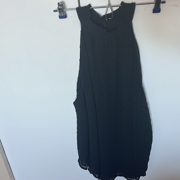 Sheer Polka Dots Ruffle Goth Keyhole Button whimsy Sleeveless Blouse Torrid - Picture 2 of 7